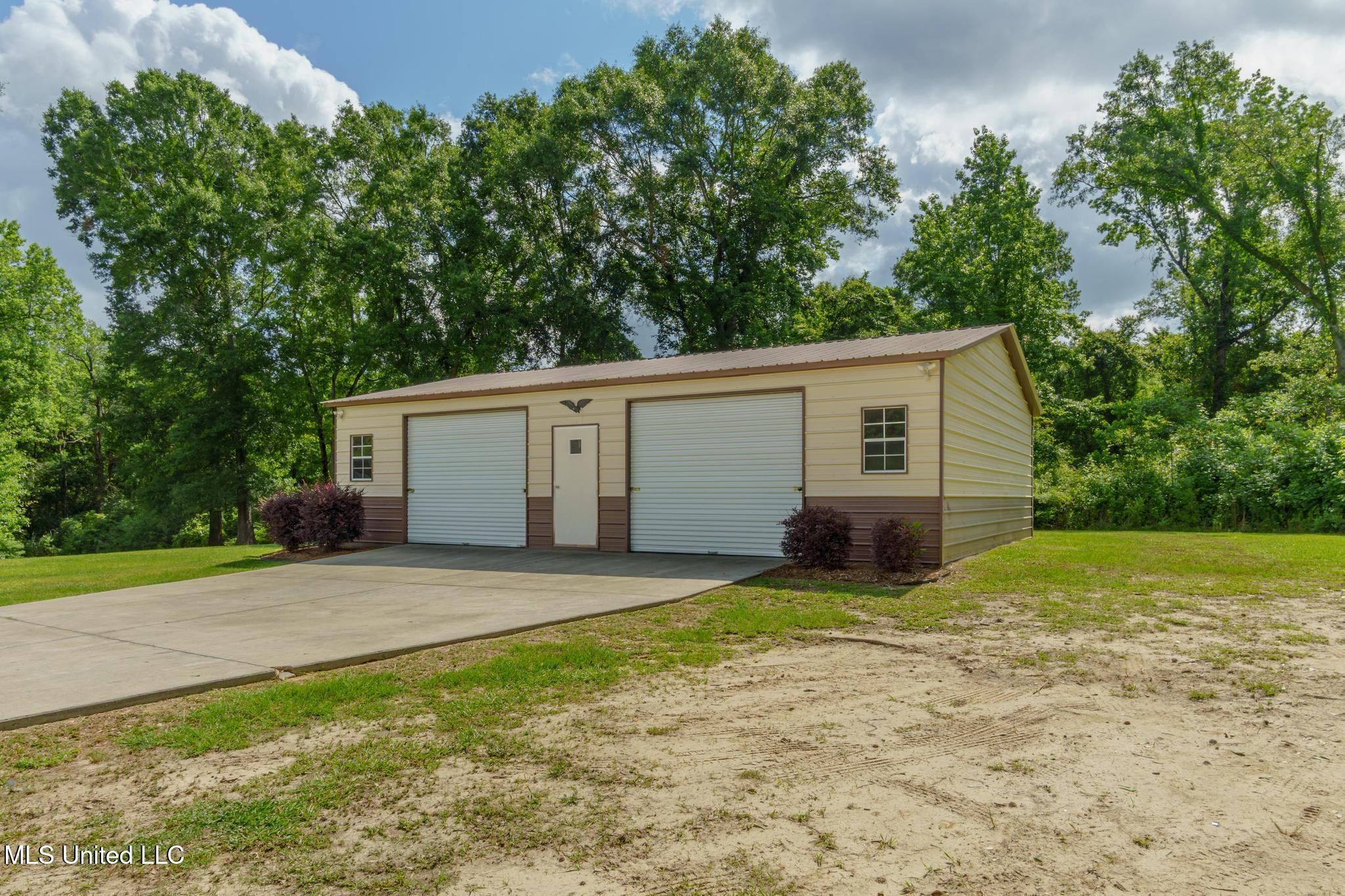 48 Harrell Road Hattiesburg, MS 39401 - Photo 30 of 37 48 Harrell Road-29