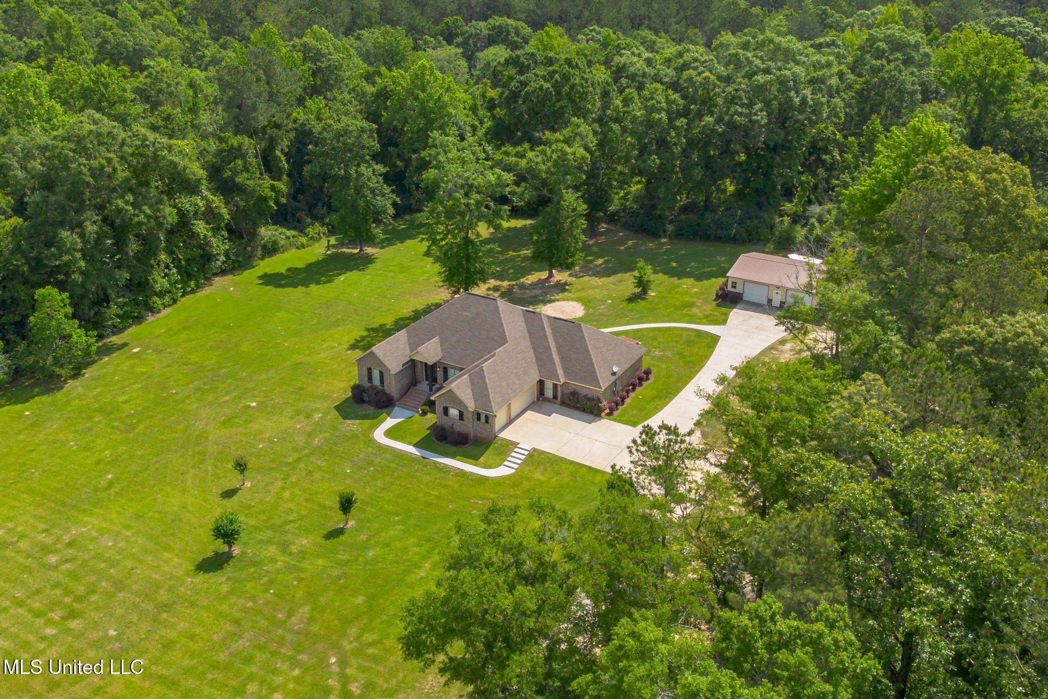 48 Harrell Road Hattiesburg, MS 39401 - Photo 32 of 37 48 Harrell Road-32