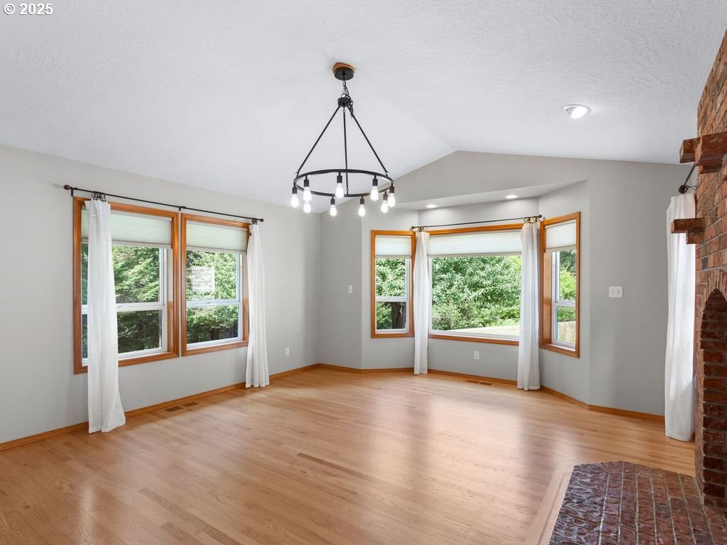 529 Lone Oak Road Longview, WA 98632 - Photo 11 of 47 Gallery Image 11