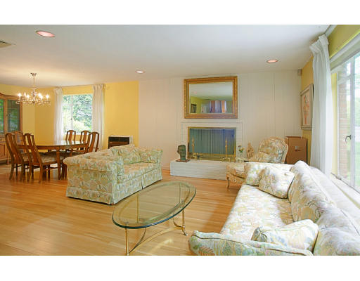 105 Wayne Road Newton, MA 02459 - Photo 2 of 4