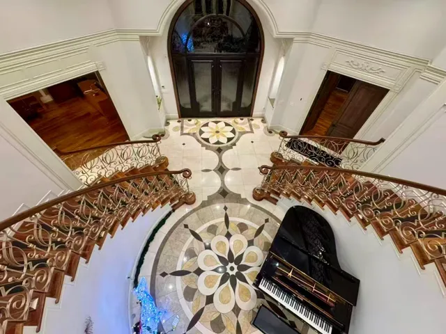 a view of living room