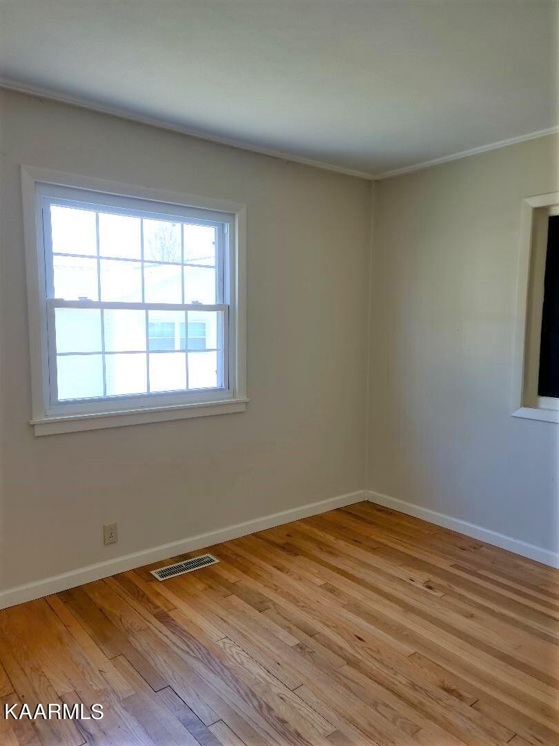 135 Utah Avenue Oak Ridge, TN 37830 - Photo 10 of 26 Bedroom 2 1 (2)
