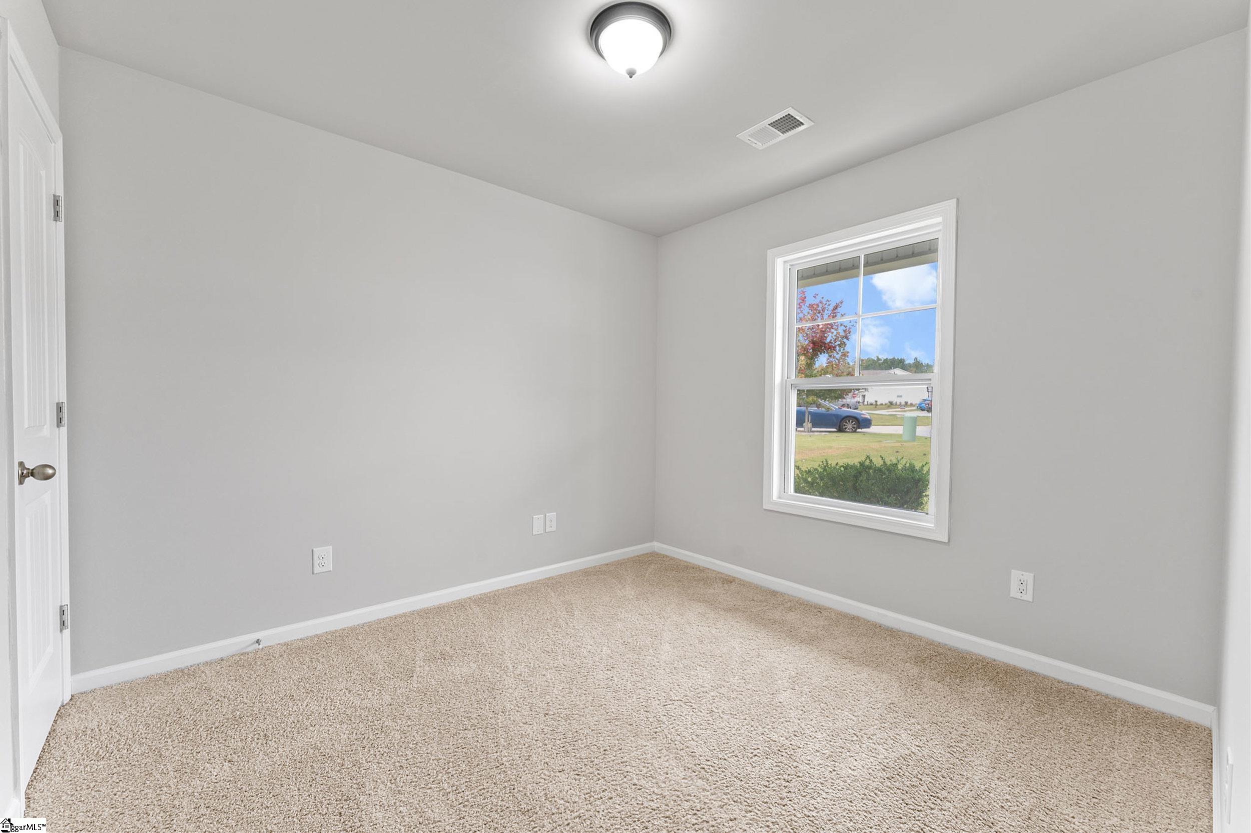 110 Thermal Court Fountain Inn, SC 29644 - Photo 14 of 46