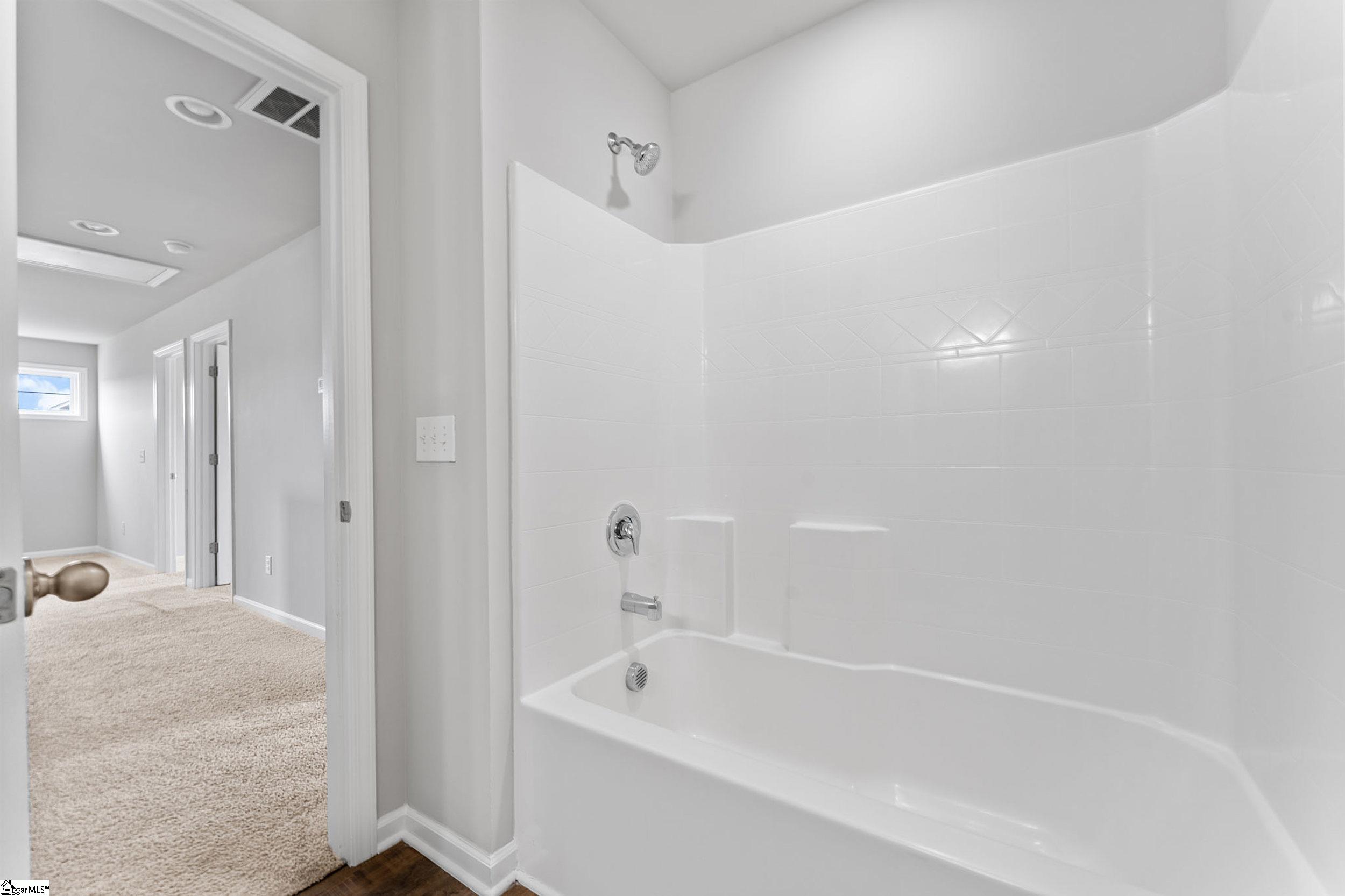 110 Thermal Court Fountain Inn, SC 29644 - Photo 35 of 46