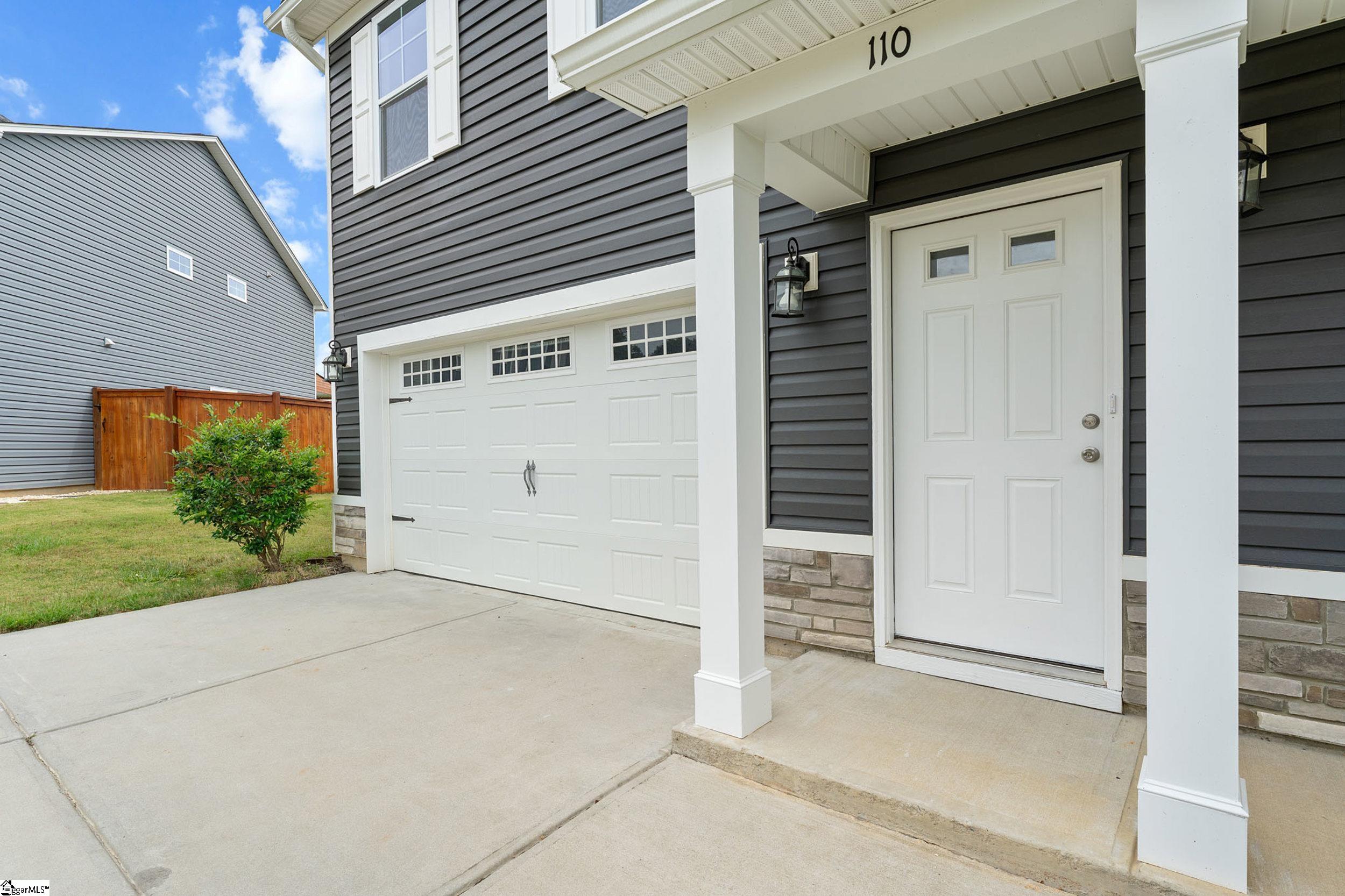 110 Thermal Court Fountain Inn, SC 29644 - Photo 5 of 46