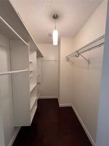 $4,800 | 261 Navarre Avenue, Unit A4, Coral Gables, FL 33134