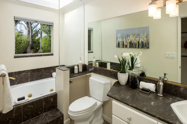 $4,798,000 | 260 Trianon Way, Los Altos, CA 94022