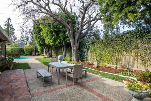 $4,798,000 | 260 Trianon Way, Los Altos, CA 94022