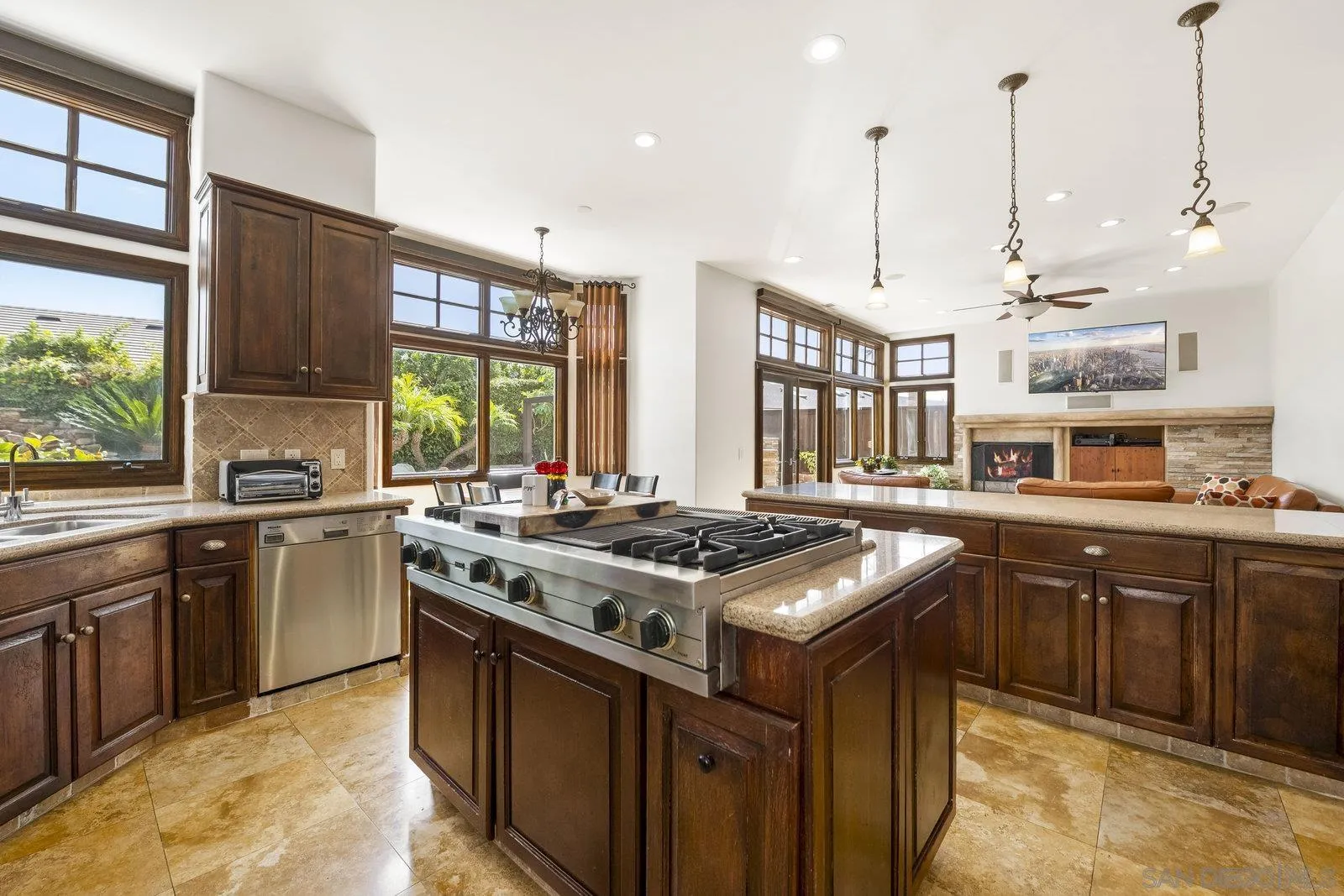 16019 Via Dicha Rancho Santa Fe, CA 92091 - Photo 17 of 47