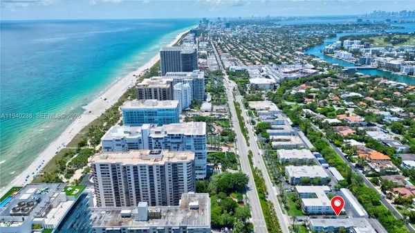 $1,995 | 10178 Collins Avenue, Unit 107, Bal Harbour, FL 33154