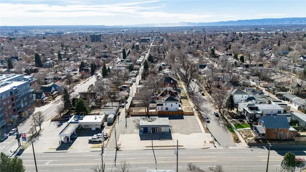 an aerial view of multiple house