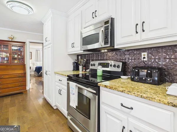 $625,000 | 228 Hickory Point, Buckhead, GA 30625