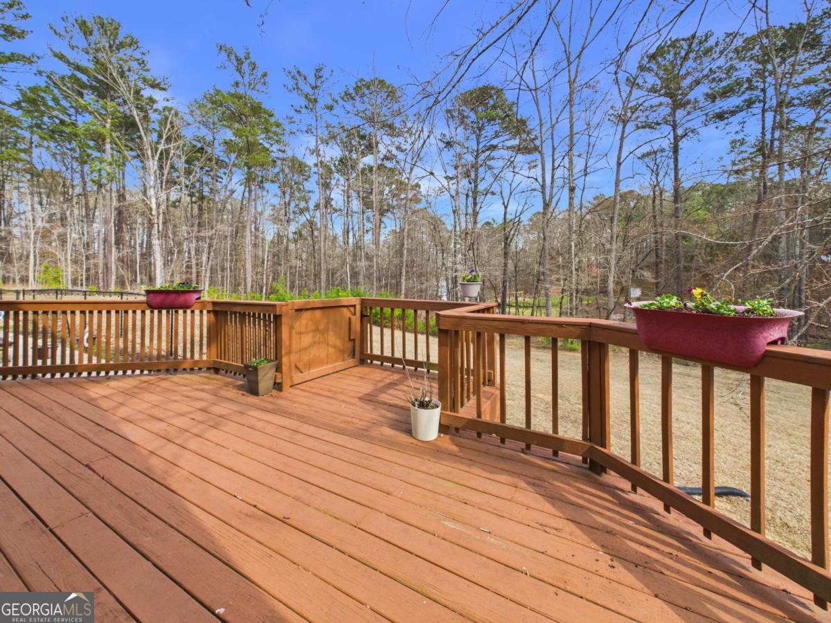 228 Hickory Point Buckhead, GA 30625 - Photo 29 of 34