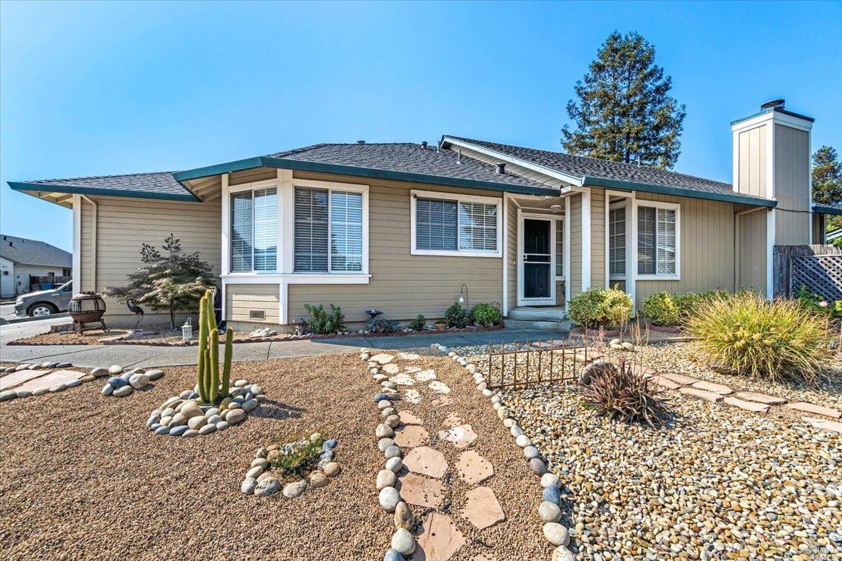 620 Elsa Drive Santa Rosa, CA 95407 - Photo 1 of 1 a front view of a house with garden