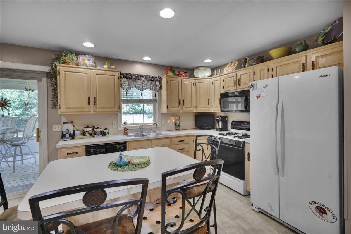 130 Gantz Meadows Mount Joy, PA 17552 - Photo 11 of 35