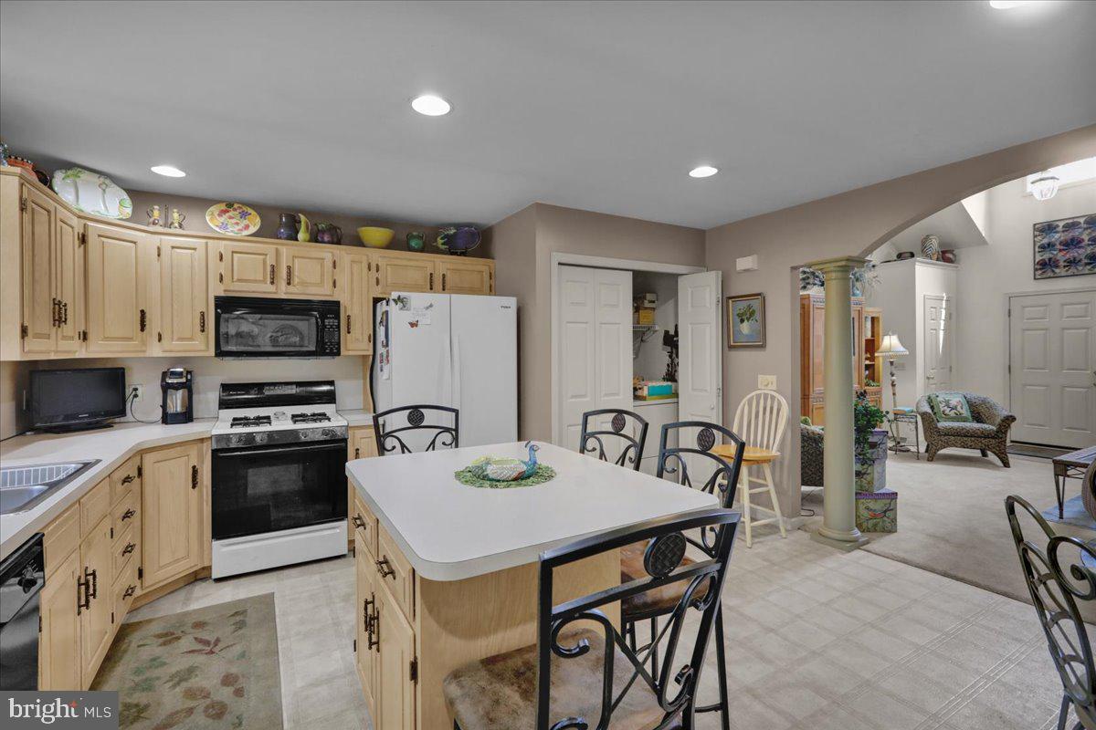 130 Gantz Meadows Mount Joy, PA 17552 - Photo 12 of 35