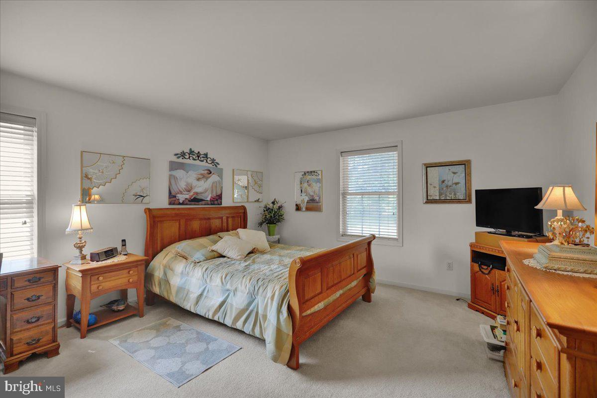 130 Gantz Meadows Mount Joy, PA 17552 - Photo 15 of 35 1st floor Primary suite