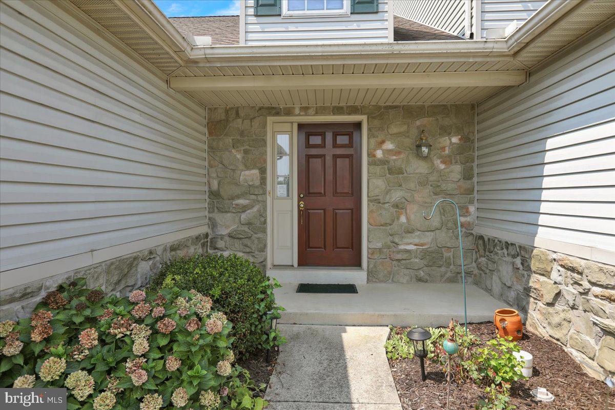 130 Gantz Meadows Mount Joy, PA 17552 - Photo 32 of 35 Front porch