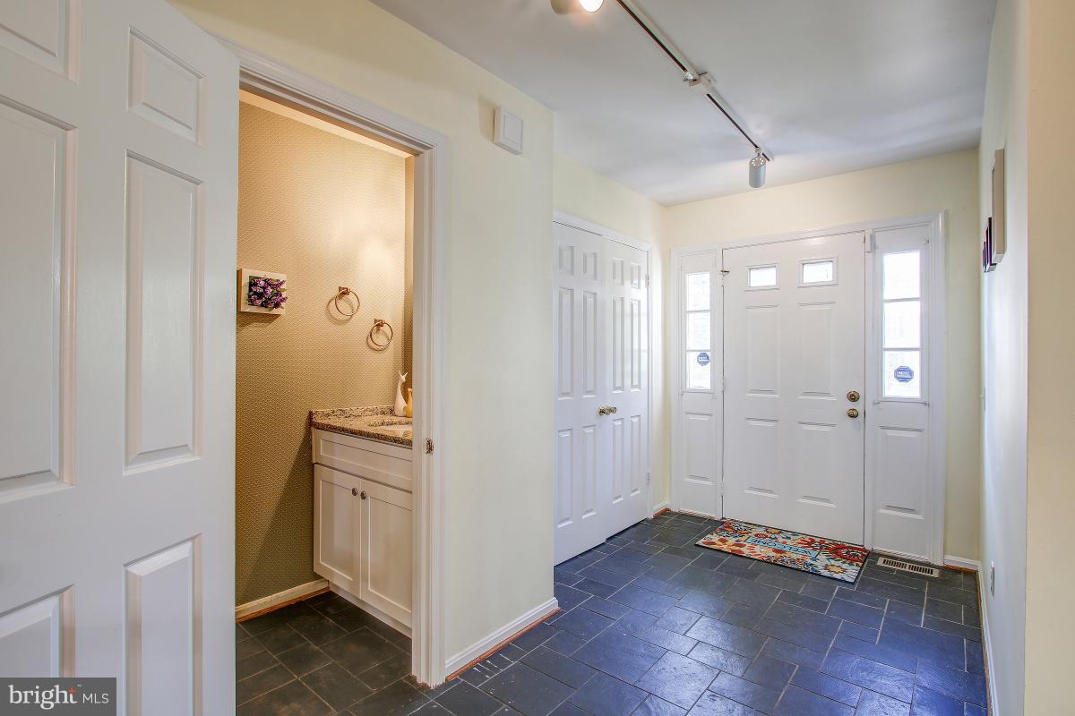 12745 Turquoise Terrace Silver Spring, MD 20904 - Photo 2 of 26 Interior (General)