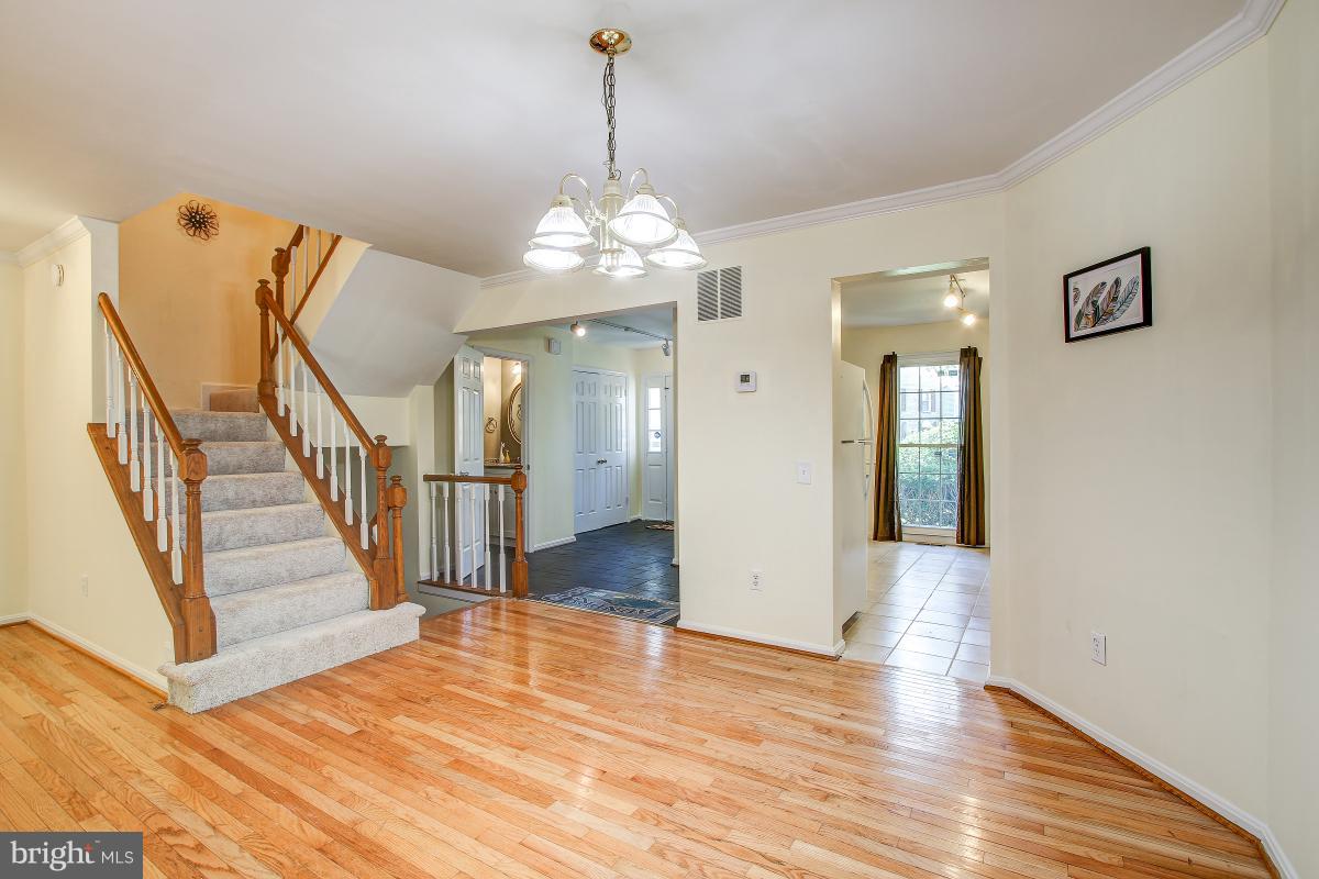 12745 Turquoise Terrace Silver Spring, MD 20904 - Photo 11 of 26 Living Room