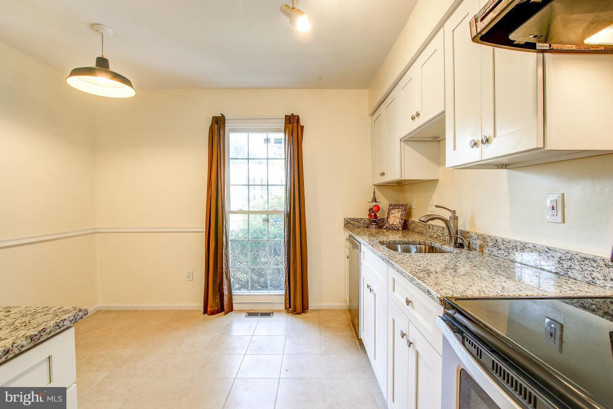 12745 Turquoise Terrace Silver Spring, MD 20904 - Photo 6 of 26 Kitchen