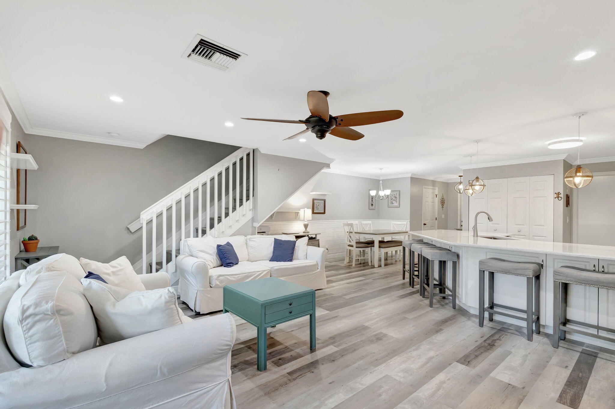 153 Timberwalk Trail Jupiter, FL 33458 - Photo 19 of 52 Living Space