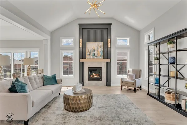 $669,900 | 8855 Milwaukee Breakwater Drive, Frankfort, IL 60423