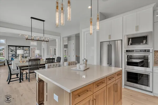 $669,900 | 8855 Milwaukee Breakwater Drive, Frankfort, IL 60423