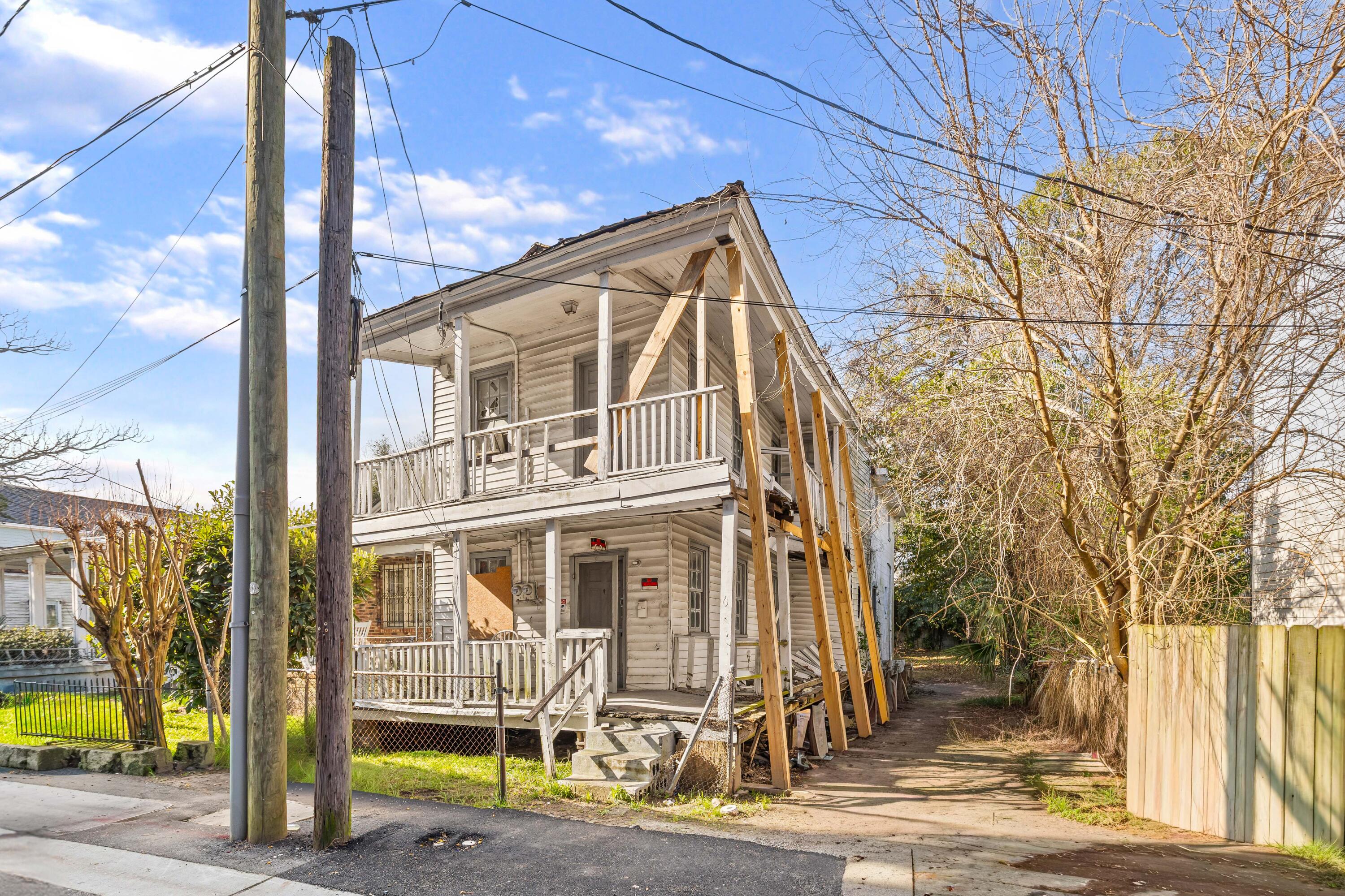 6 Poinsett Street Charleston, SC 29403 - Photo 1 of 20 6-Poinsett-1