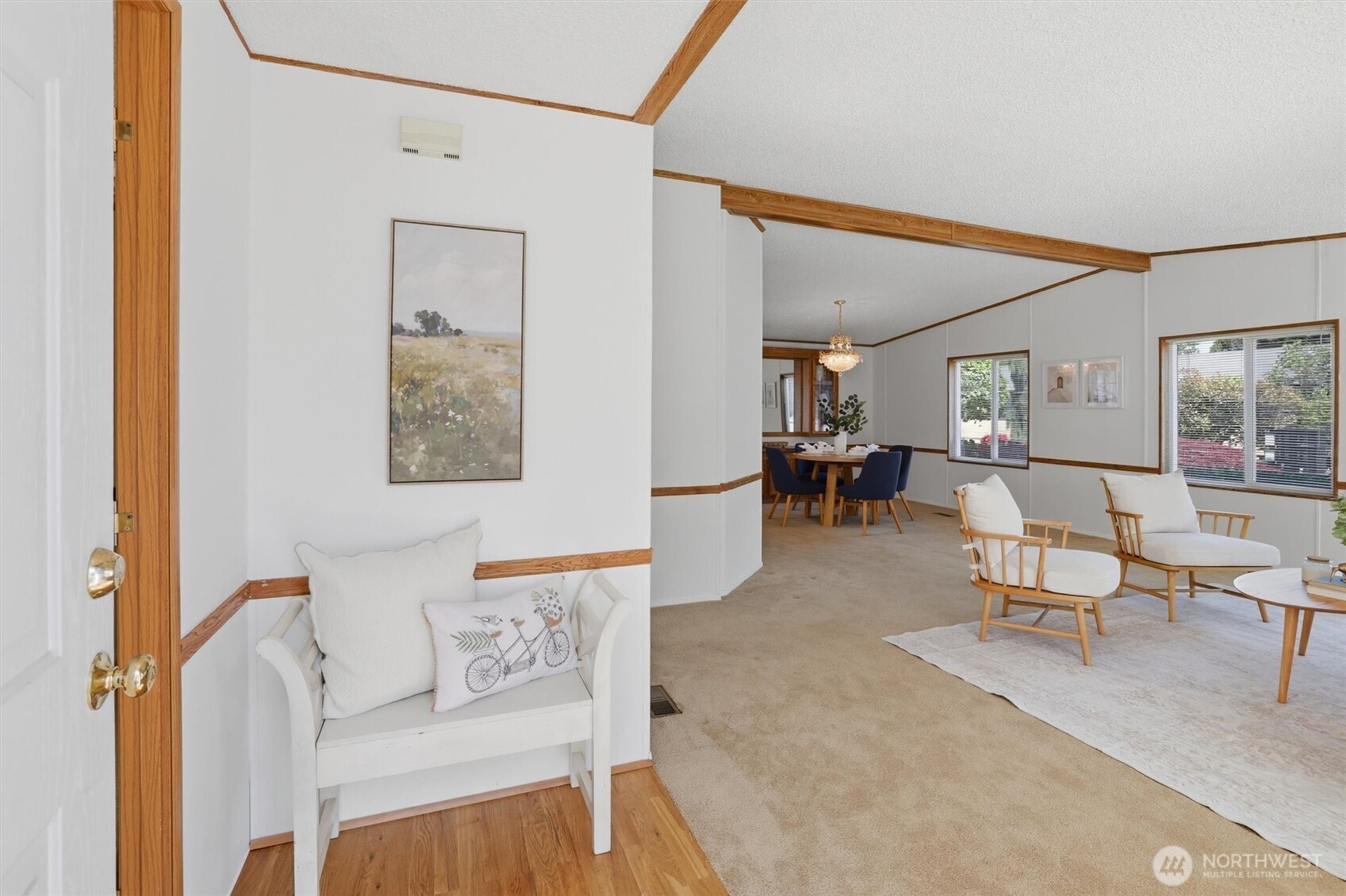 24324 S Park Bothell, WA 98021 - Photo 5 of 40