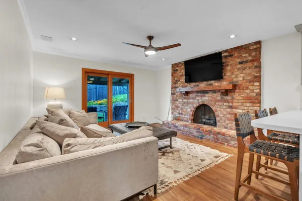 $595,000 | 5220 Lynnadeane Court, Carmichael, CA 95608