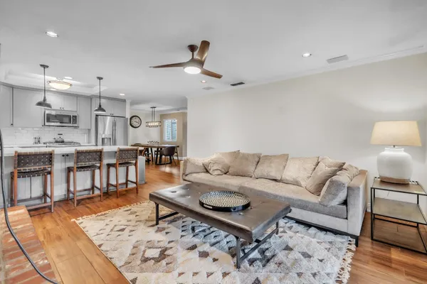 $595,000 | 5220 Lynnadeane Court, Carmichael, CA 95608