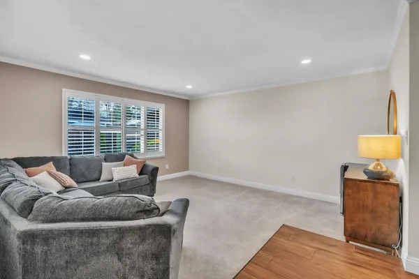 $595,000 | 5220 Lynnadeane Court, Carmichael, CA 95608