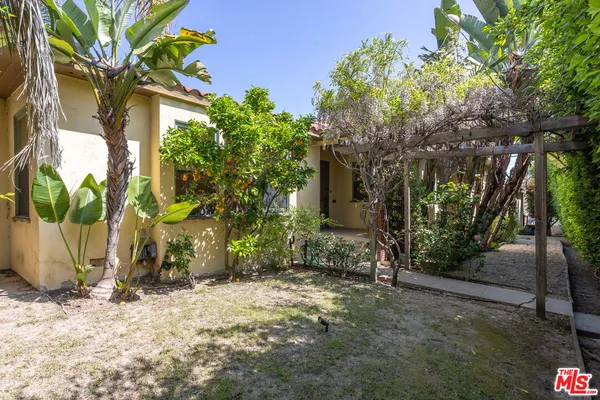 $6,500 | 1974 Preuss Road, Los Angeles, CA 90034