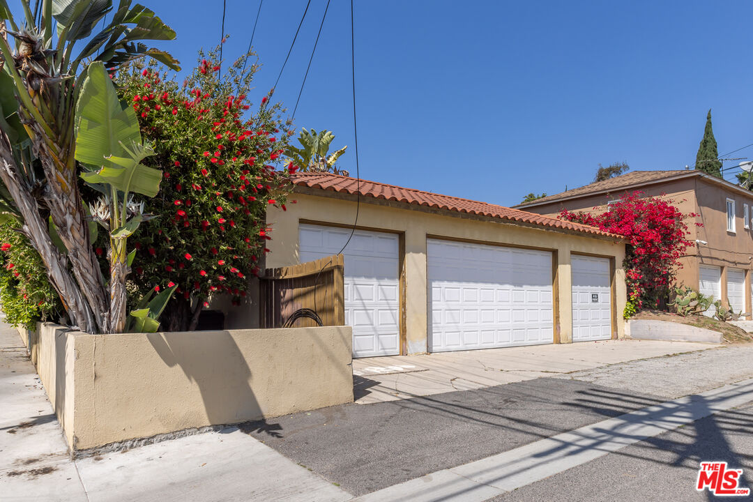 1974 Preuss Road Los Angeles, CA 90034 - Photo 44 of 44