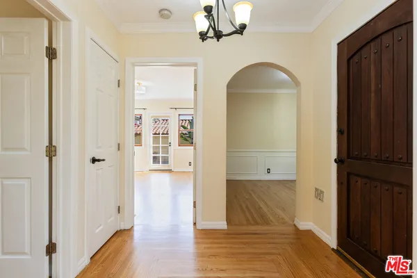 $6,500 | 1974 Preuss Road, Los Angeles, CA 90034