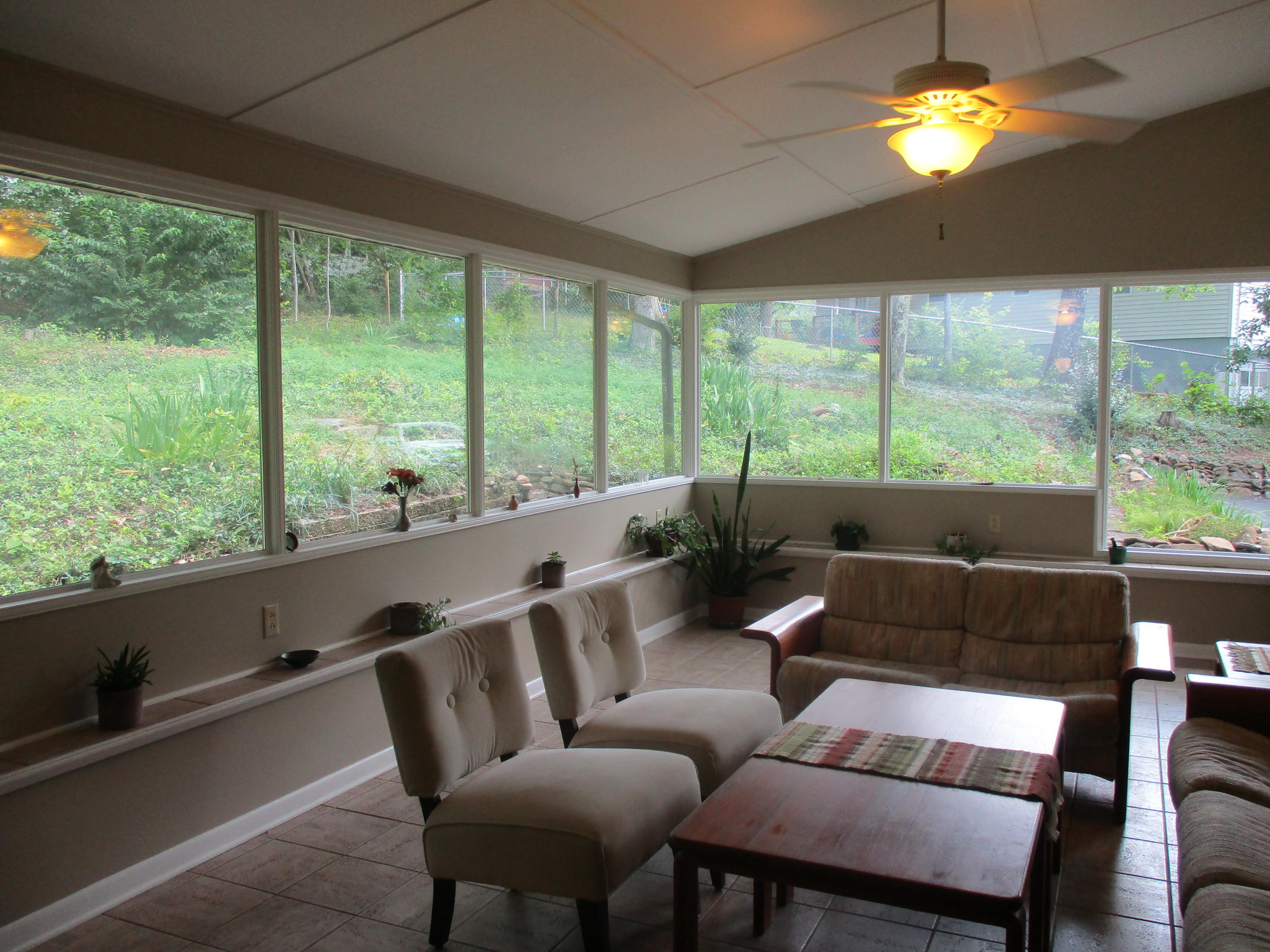 108 Locust Lane Oak Ridge, TN 37830 - Photo 11 of 40 IMG_1368