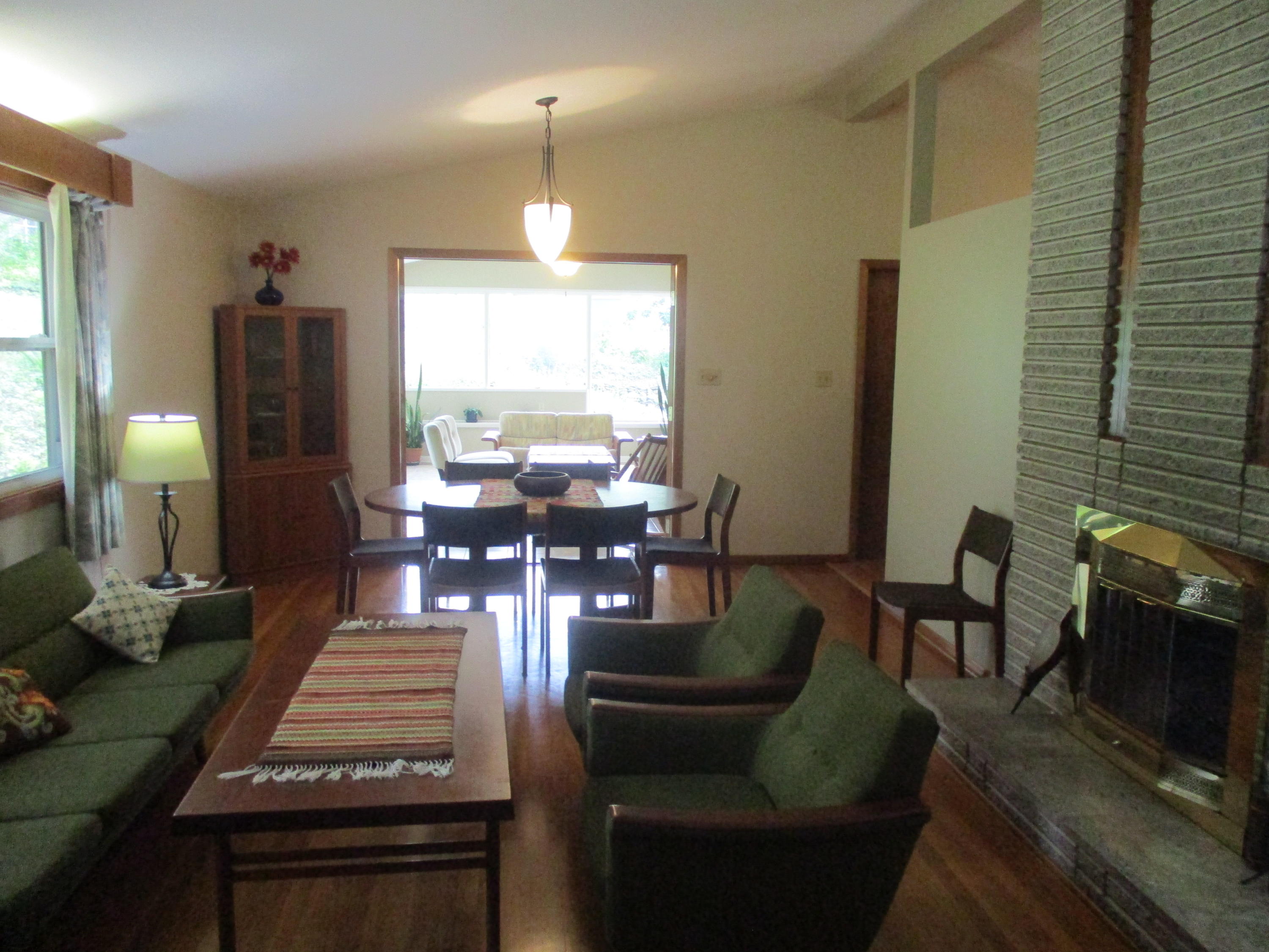 108 Locust Lane Oak Ridge, TN 37830 - Photo 5 of 40 IMG_1374