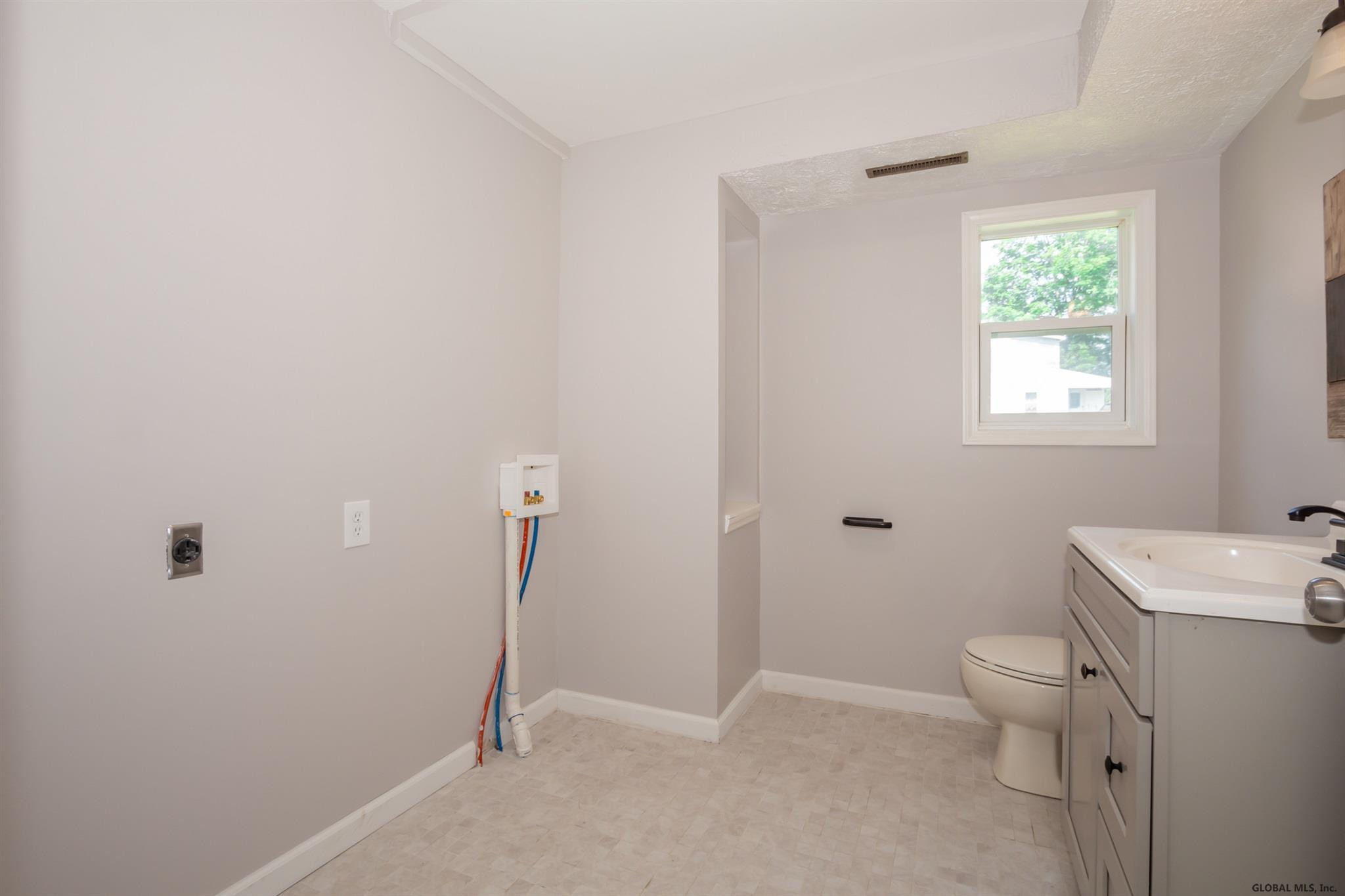 1329 Ridge Road Broadalbin, NY 12025 - Photo 17 of 36 Photo 17