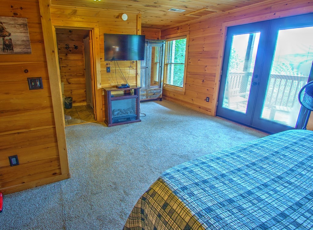 2080 Bluff Mountain Road, Unit KNOTTYNEST Sevierville, TN 37876 - Photo 19 of 25 Gallery Image 19