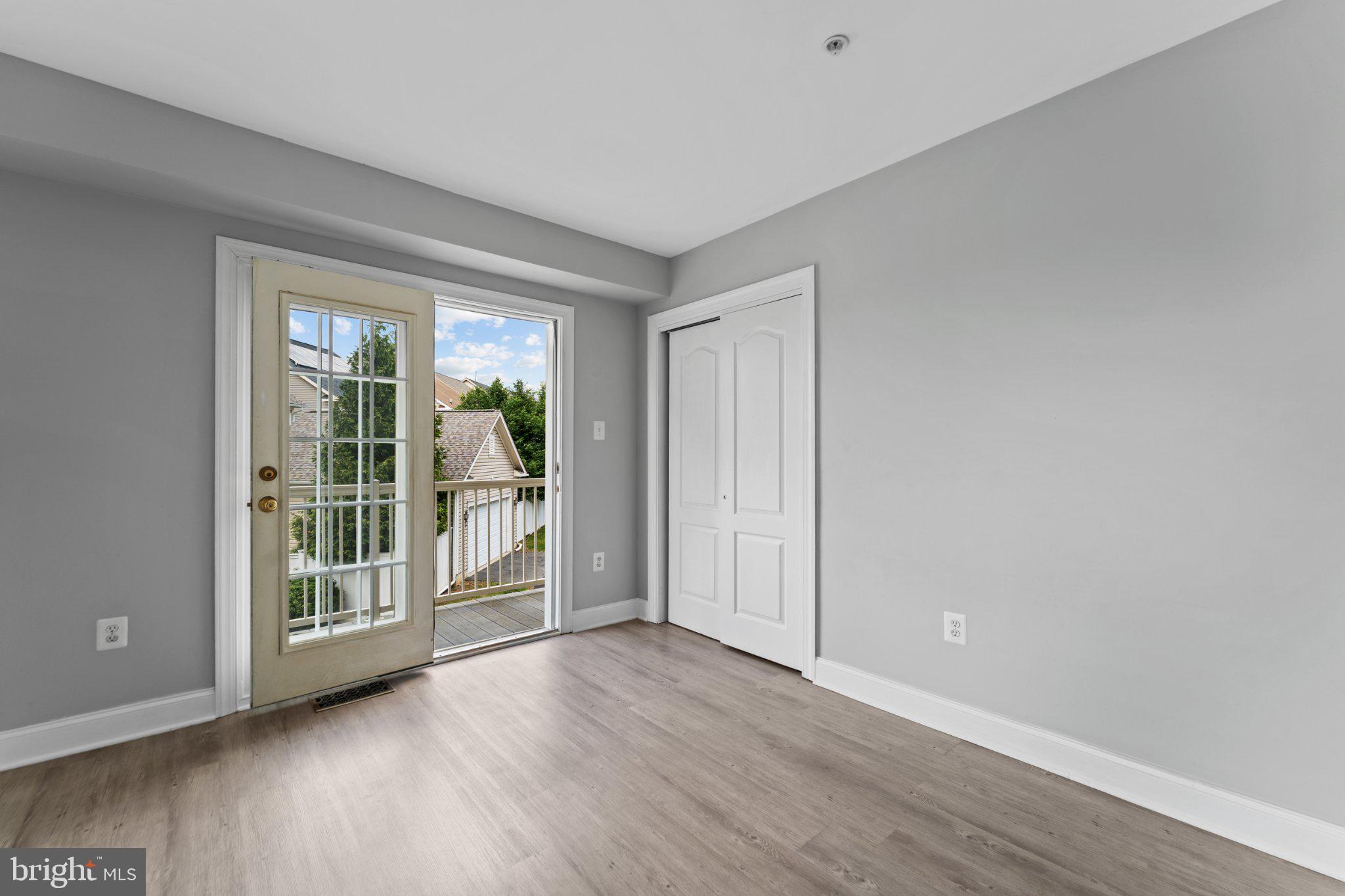 13043 Clarksburg Square Road, Unit 13043 Clarksburg, MD 20871 - Photo 21 of 45 Access to deck