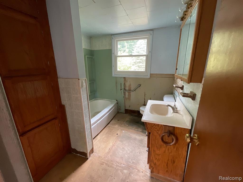 2659 Pine Tree Road Holt, MI 48842 - Photo 19 of 24
