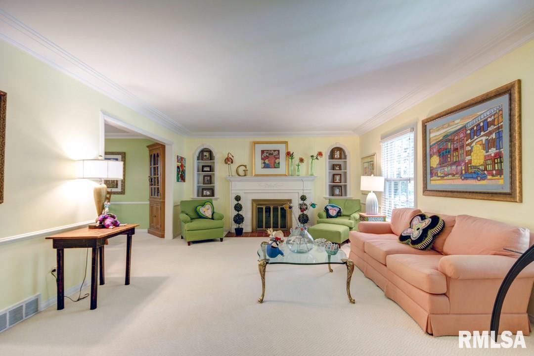 2130 Huntleigh Road Springfield, IL 62704 - Photo 4 of 28