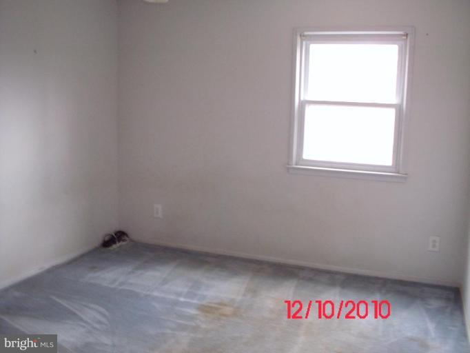 6712 Kelly Road Warrenton, VA 20187 - Photo 14 of 25 Master Bedroom