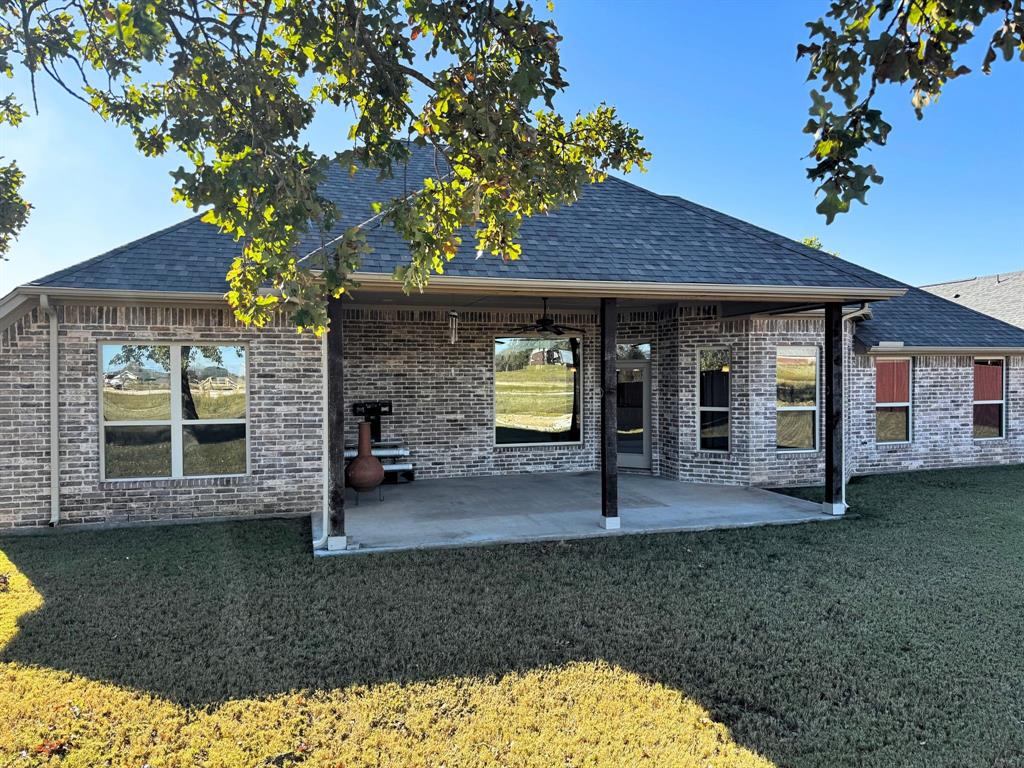 2918 Willow Ridge Circle Granbury, TX 76049 - Photo 25 of 33