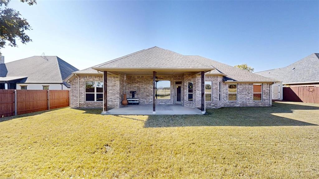 2918 Willow Ridge Circle Granbury, TX 76049 - Photo 27 of 33
