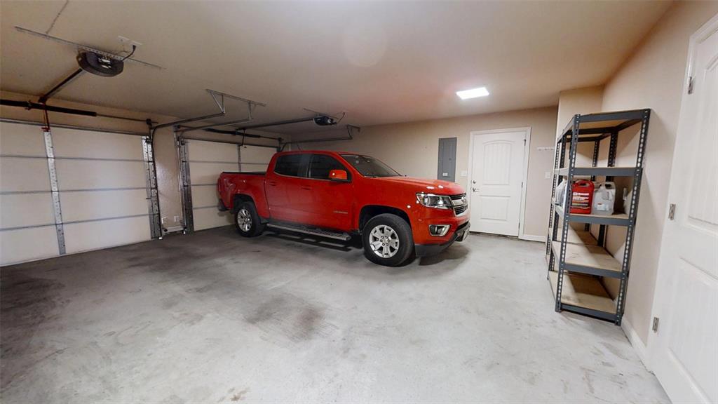 2918 Willow Ridge Circle Granbury, TX 76049 - Photo 32 of 33