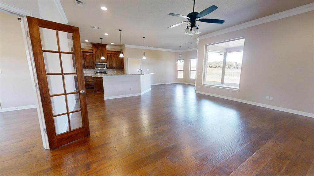 2918 Willow Ridge Circle Granbury, TX 76049 - Photo 6 of 33