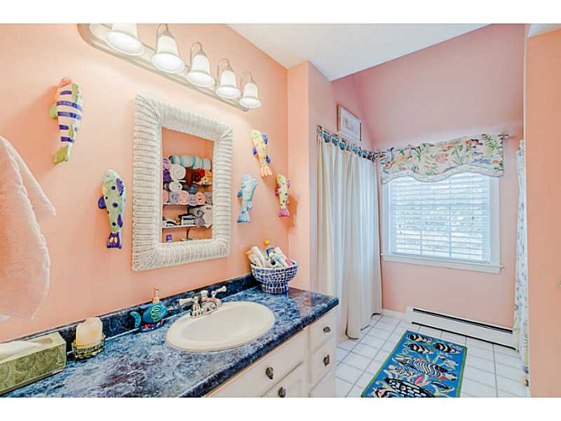 208 Watch Hill Road Westerly, RI 02891 - Photo 10 of 22 Bathroom.