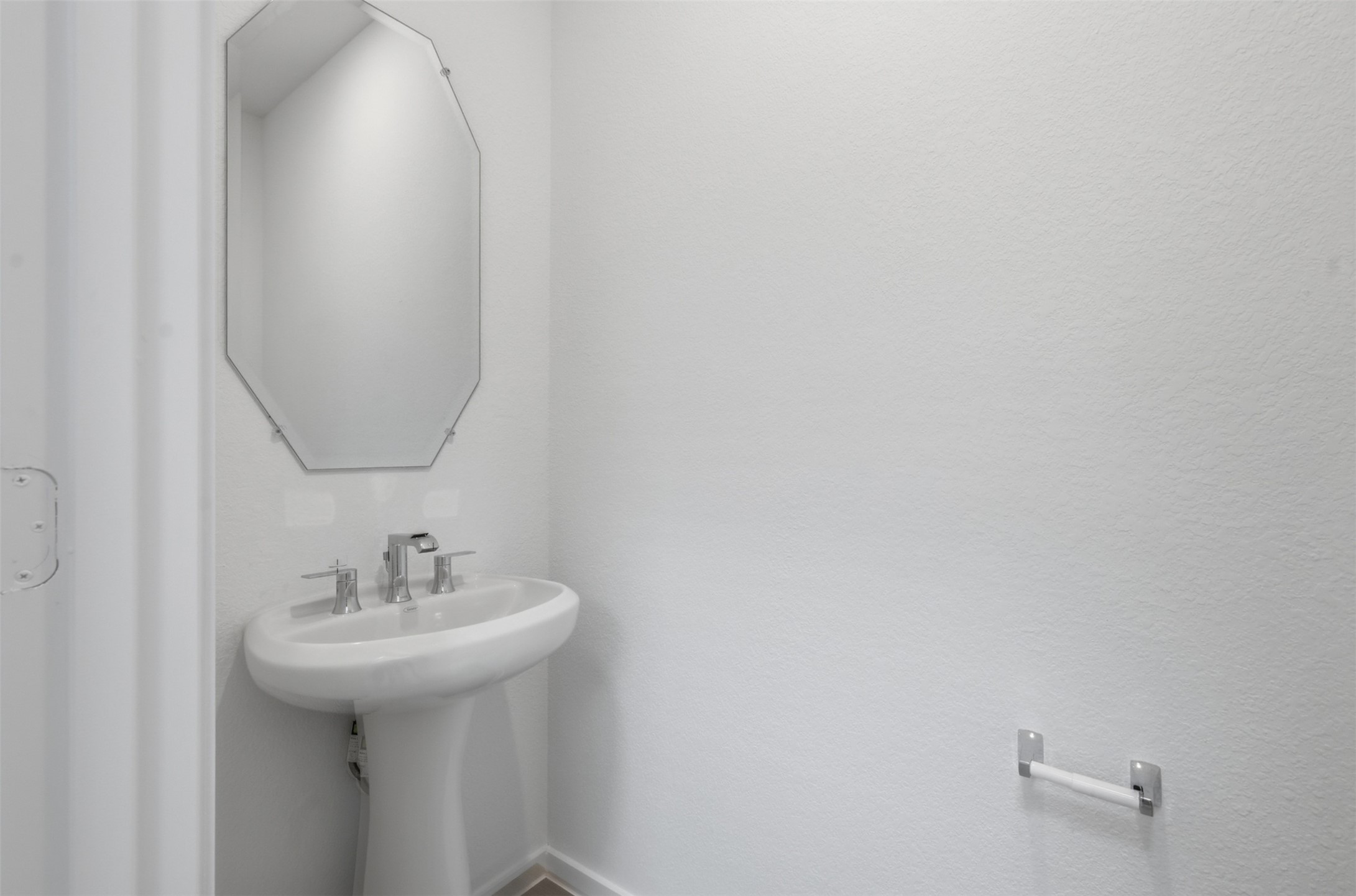 16148 Sepia Manor Street Conroe, TX 77302 - Photo 8 of 22